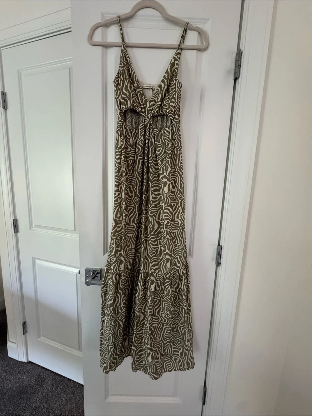 Abercrombie & Fitch Olive and White Zebra-Print Maxi Dress